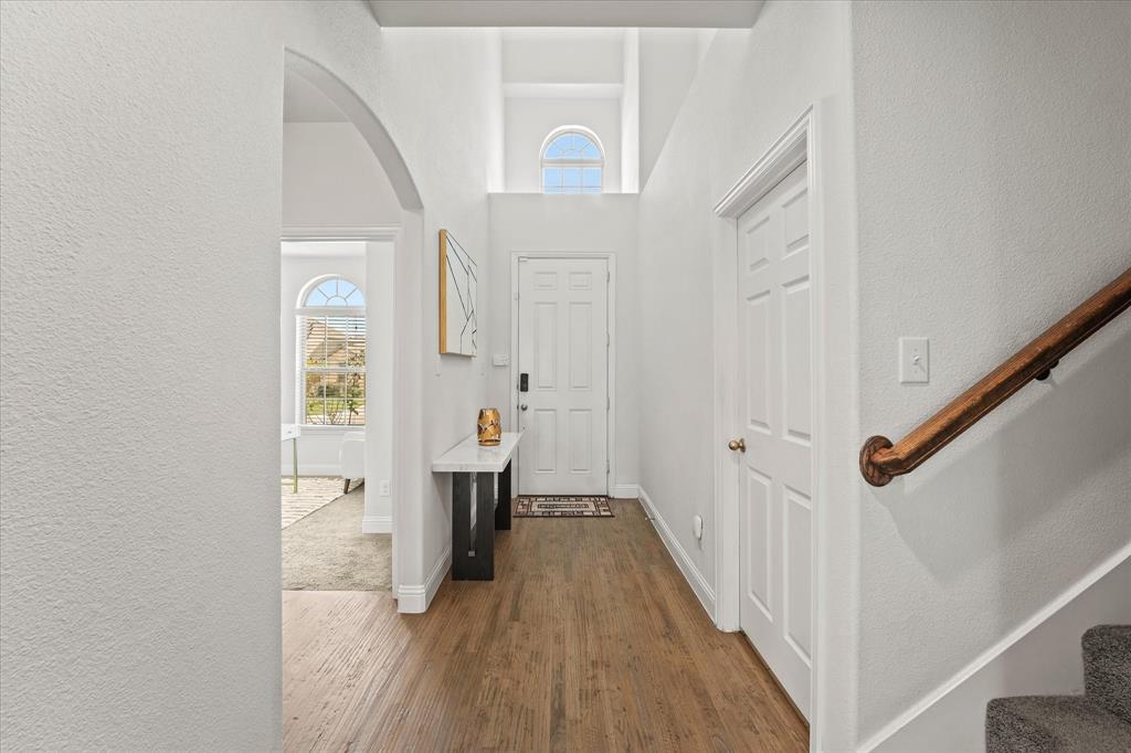 5653 Salt Springs Drive