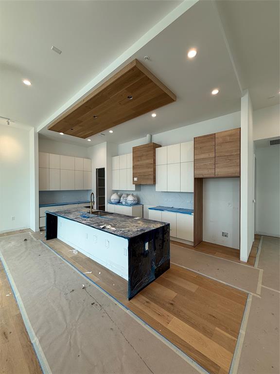 1111 Raiford Road 112