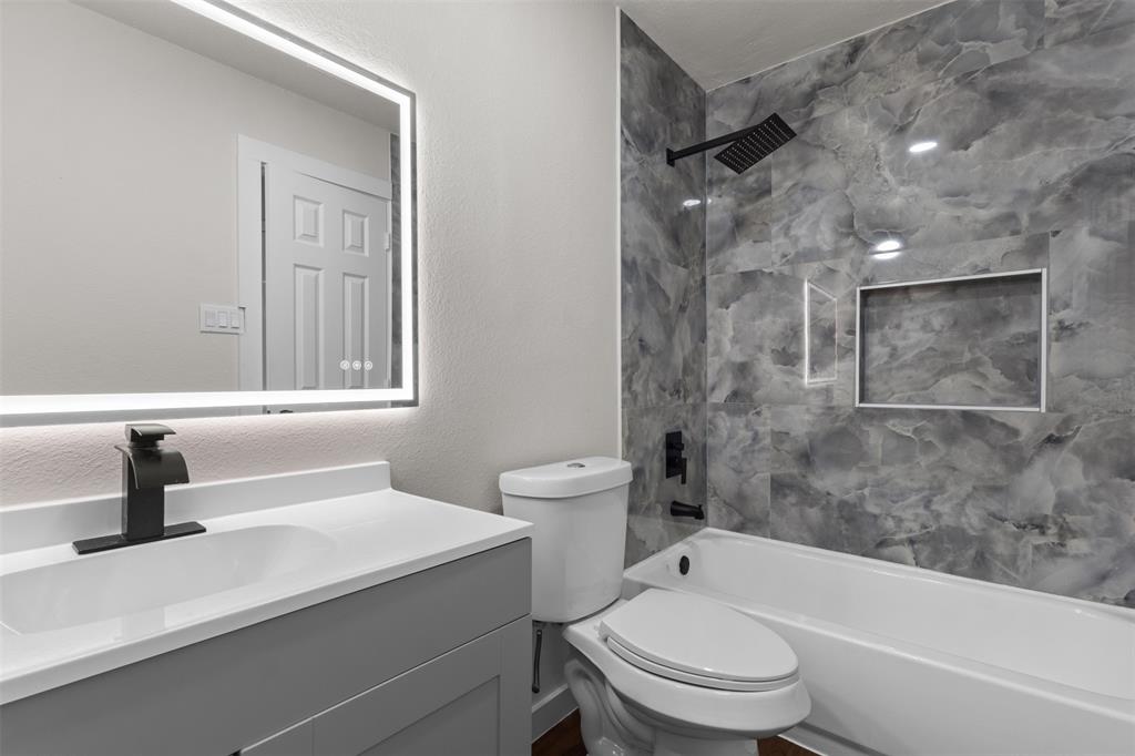 England Isle Add - Residential