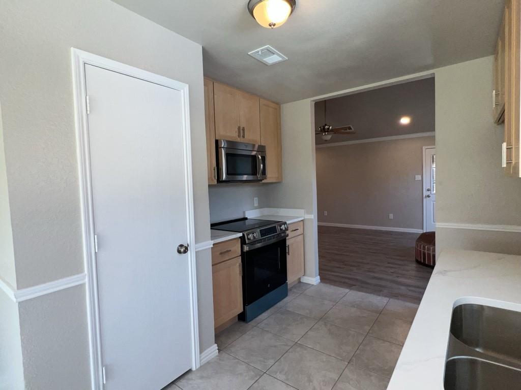 Marine Creek Hills Add - Residential Lease