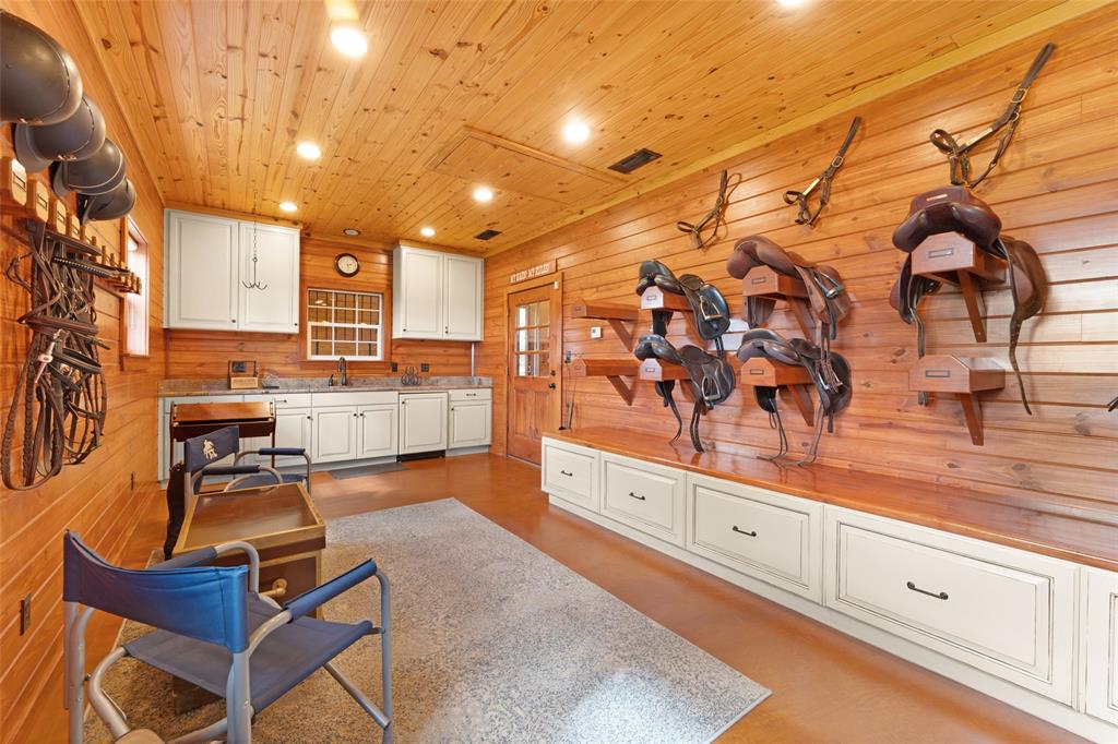 Bluebonnet Ridge - Farm