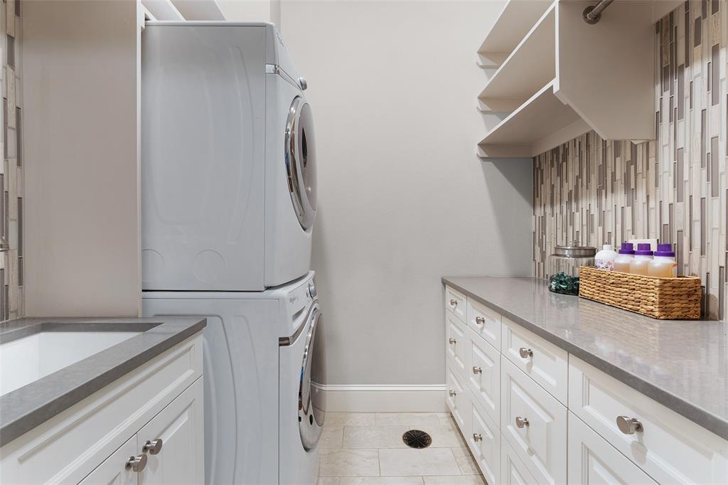 Bluebonnet Ridge - Farm