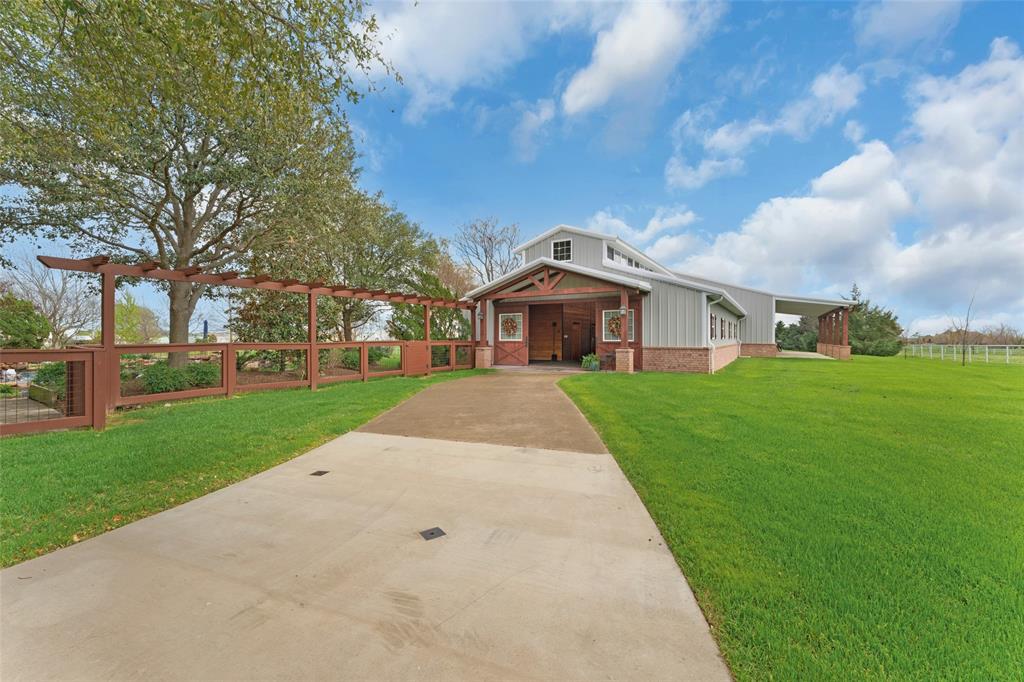 Bluebonnet Ridge - Farm