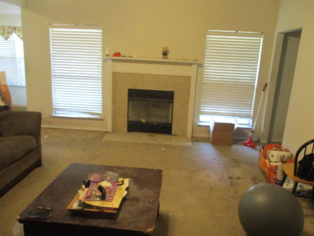504 Dustin Street