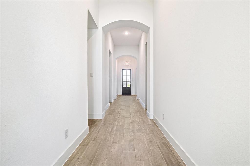 Lilyana Ph 2a-1 - Residential Lease