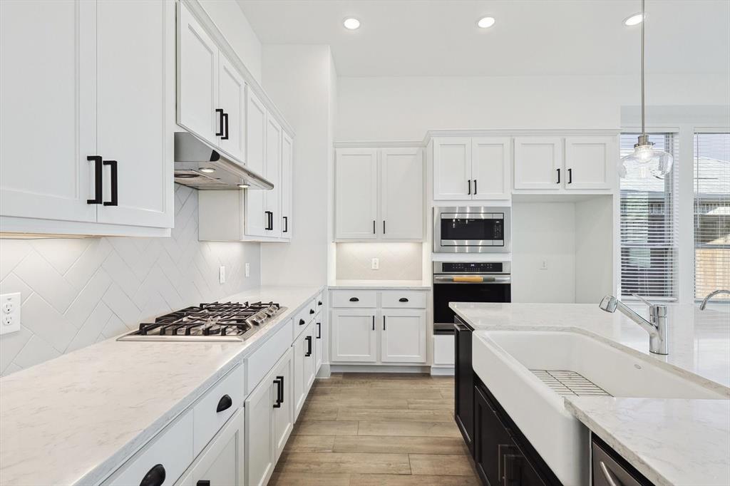 Lilyana Ph 2a-1 - Residential Lease