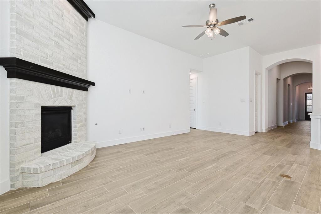 Lilyana Ph 2a-1 - Residential Lease