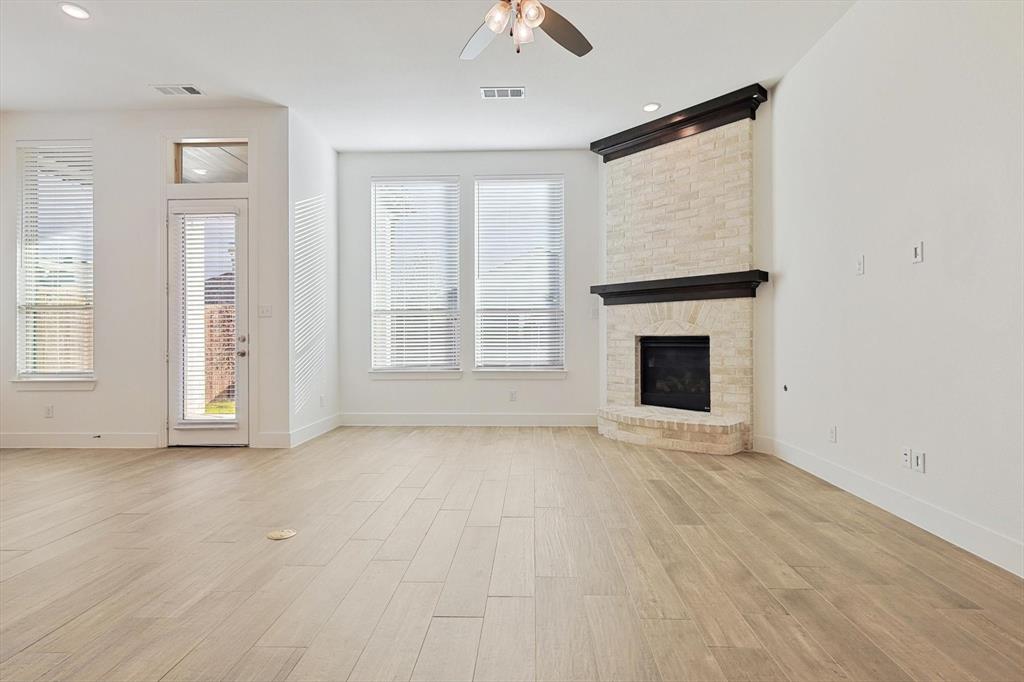 Lilyana Ph 2a-1 - Residential Lease