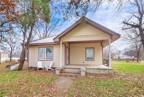 1209 New Dallas Highway Bellmead TX 76705