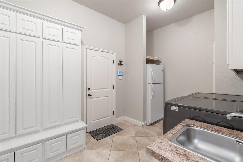 Oakcrest Hills Estates Ph - Residential