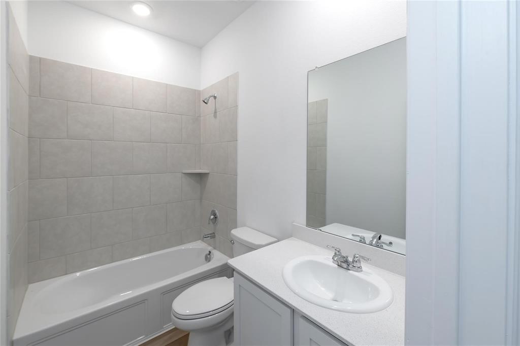 ARCADIA FARMS - Residential Lease