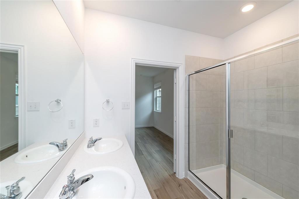 ARCADIA FARMS - Residential Lease