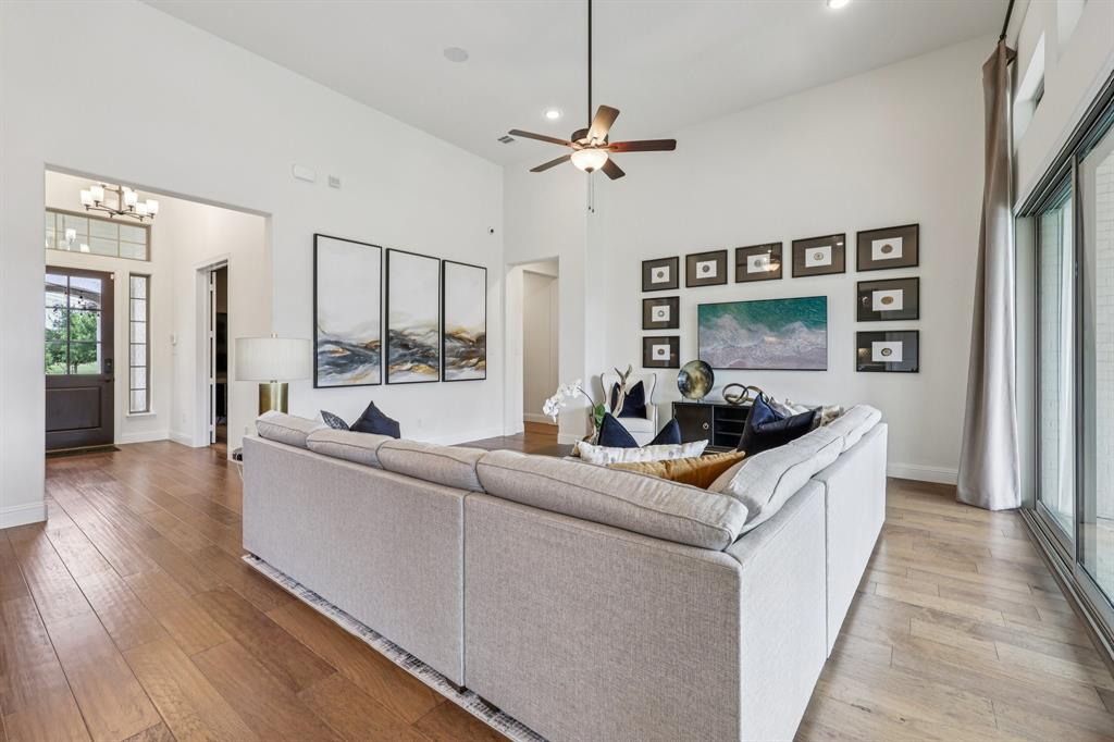 1101 Orchard Pass