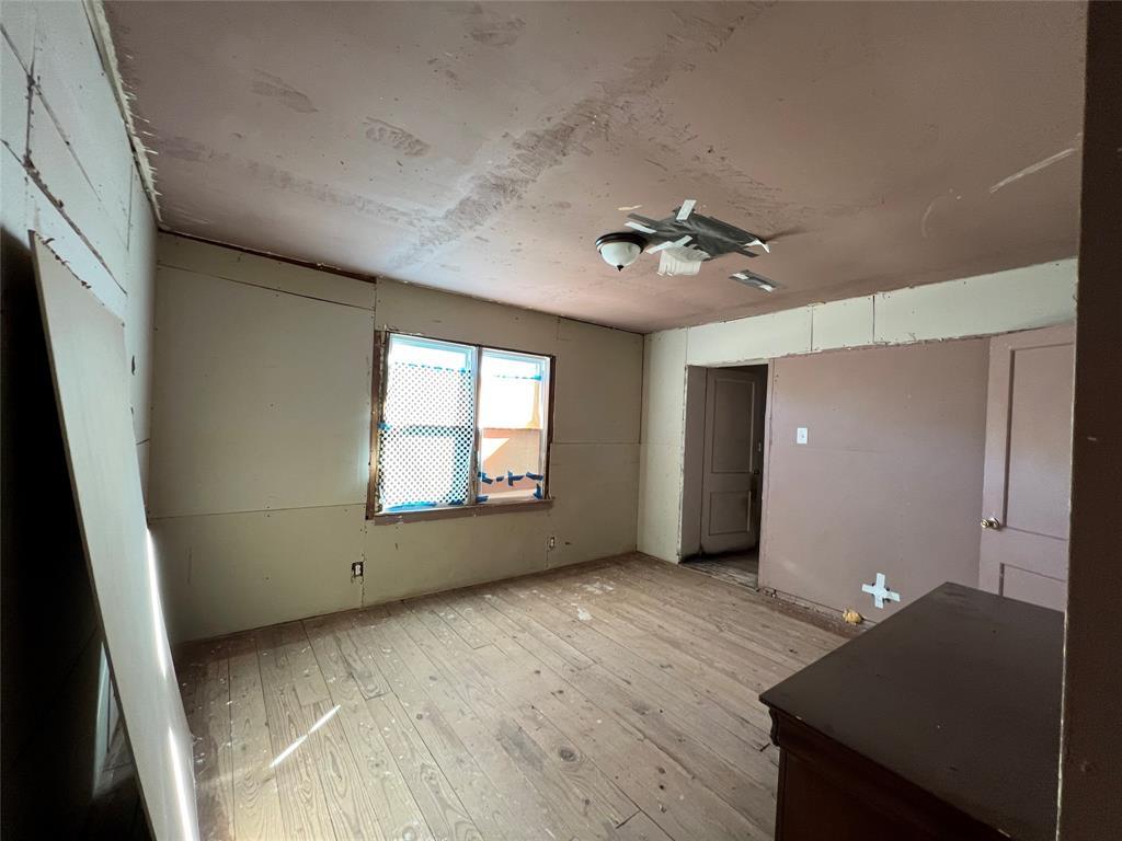 Black & Will 1 - Residential