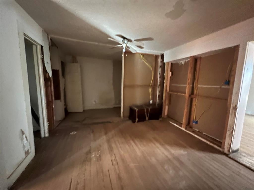 Black & Will 1 - Residential