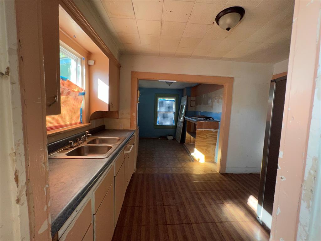 Black & Will 1 - Residential