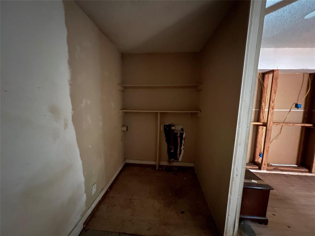 Black & Will 1 - Residential