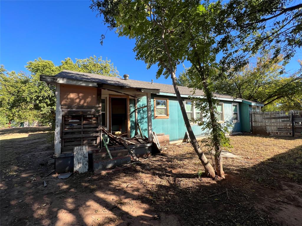 Black & Will 1 - Residential