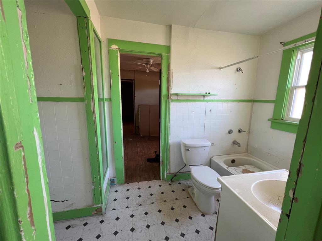 Black & Will 1 - Residential