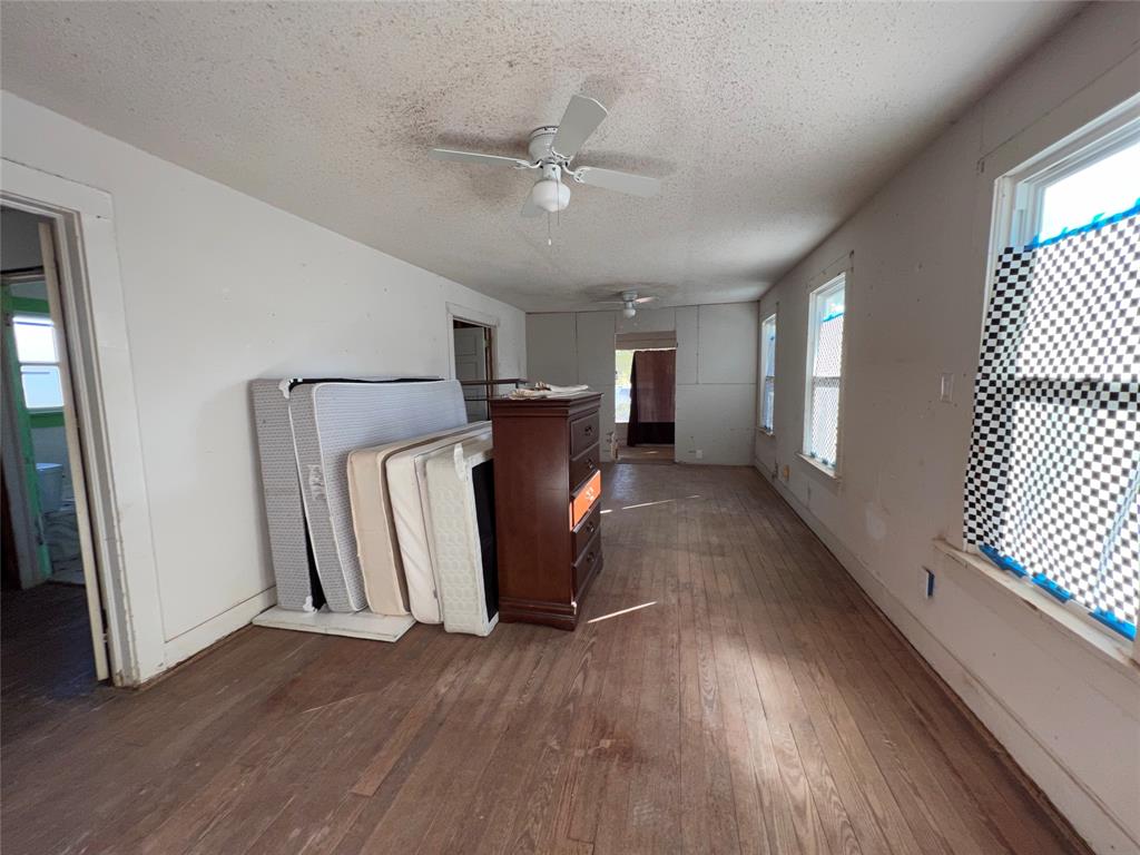 Black & Will 1 - Residential