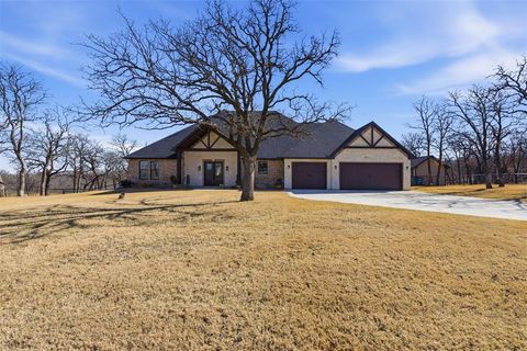 208 Shady Oaks Drive Runaway Bay TX 76426