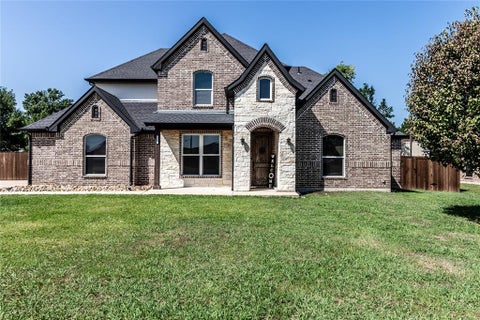 Photo of 406 Timberside, Terrell, TX 75161 (MLS # 21341380)