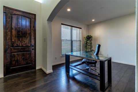 Tiny photo for 406 Timberside, Terrell, TX 75161 (MLS # 21341380)