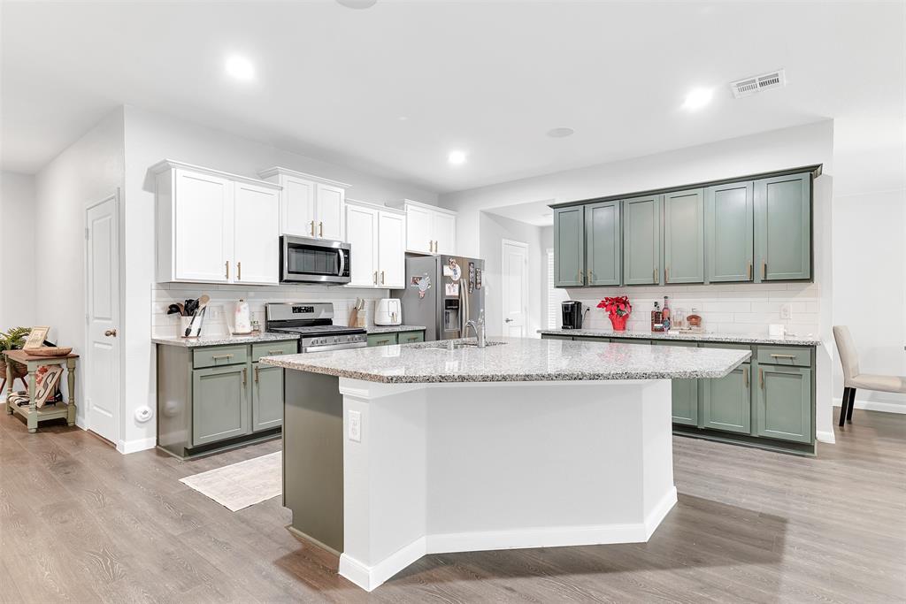 707 Range Drive