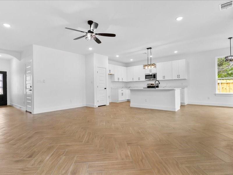 Canyon Creek III - Residential