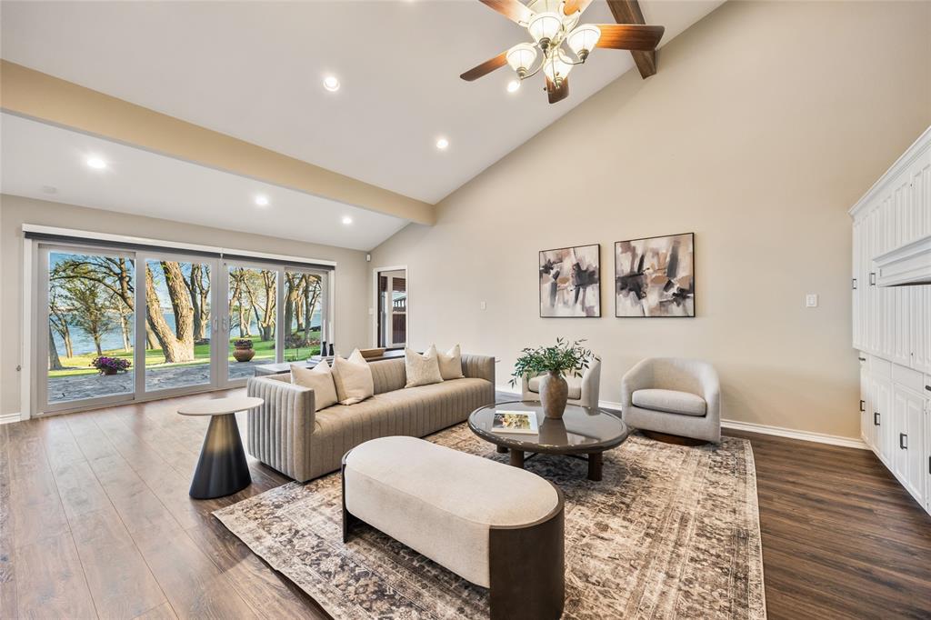 Point Royal - Residential