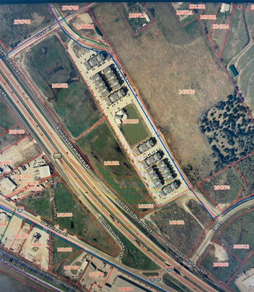 INCOME PRODUCING PROPERTY

Highway Frontage Vacant .5059 acre lot with a lease producing billboard sign.  Investment property for potential development of adjacent property on either side.  Within a mile from Buccees and New Multi-Family property directly behind the listing.