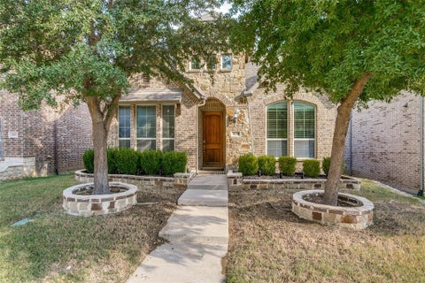 Photo of 3639 Chesterfield Street, Irving, TX 75038 (MLS # 21394036)