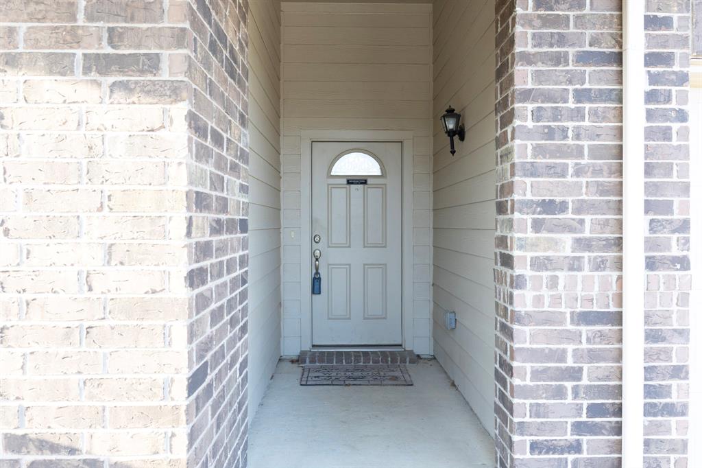 5609 Sea Cove Lane