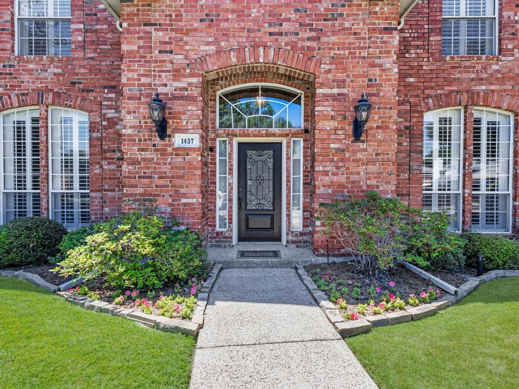 1457 Susan Lane