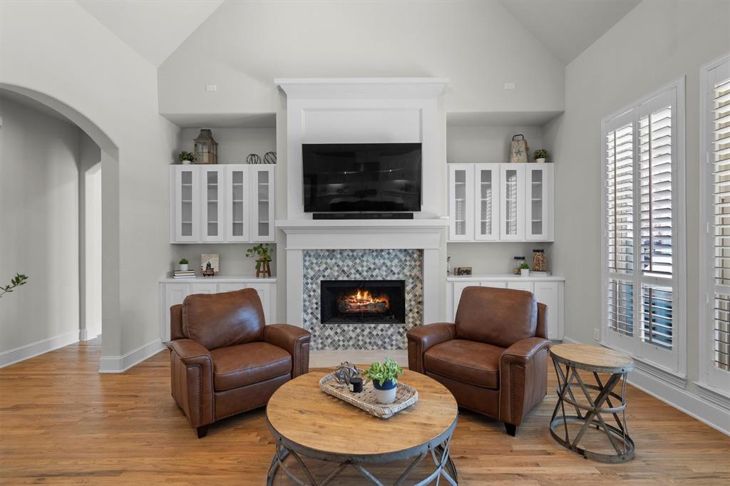 Lakeside Ph Three - Residential