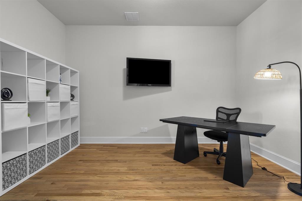 Lakeside Ph Three - Residential