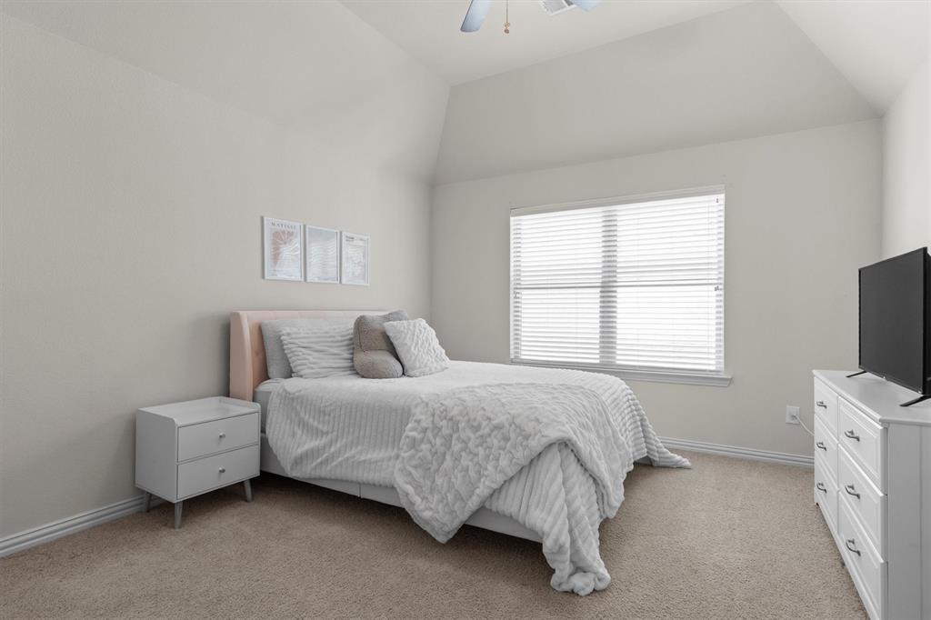 Lakeside Ph Three - Residential