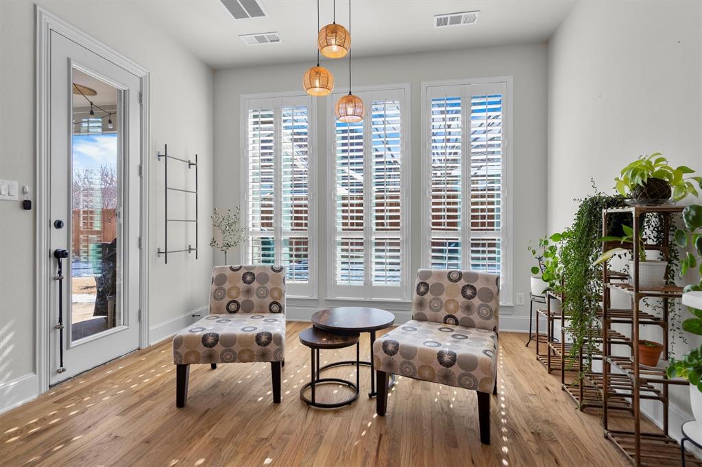 Lakeside Ph Three - Residential