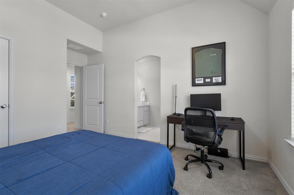 Lakeside Ph Three - Residential