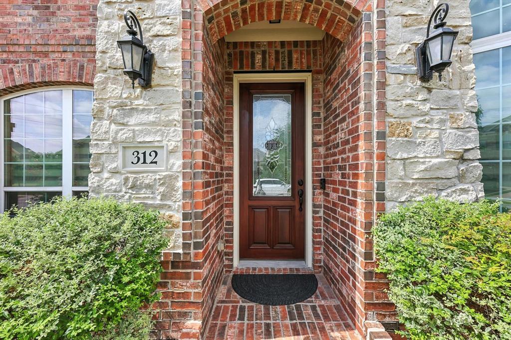 312 Birchwood Way