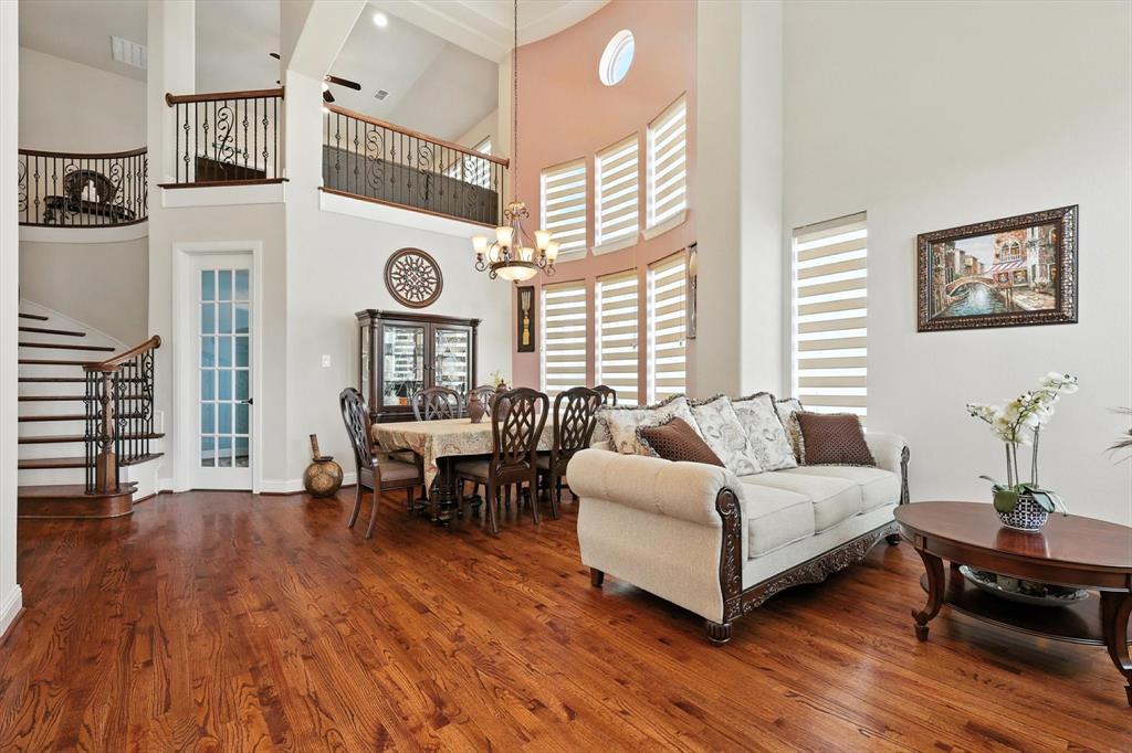 312 Birchwood Way