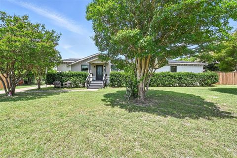 2401 S Hampton Road Glenn Heights TX 75154