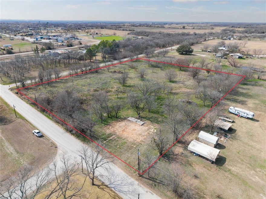 4.002-acre city lot with 365 ft of frontage on Cato Street — ideal for a custom build or investment. The former home has been removed; an existing concrete slab remains on the property. Buyer and buyer’s agent to verify all utilities and service availability. Easy access to local amenities. Contact us to request more information or to book a showing.