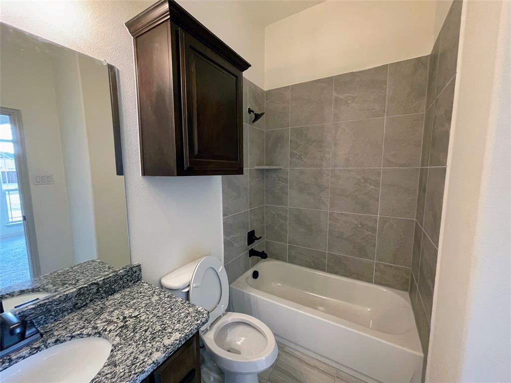 Homestead At Ownsby Farms Ph 2, The - Residential Lease