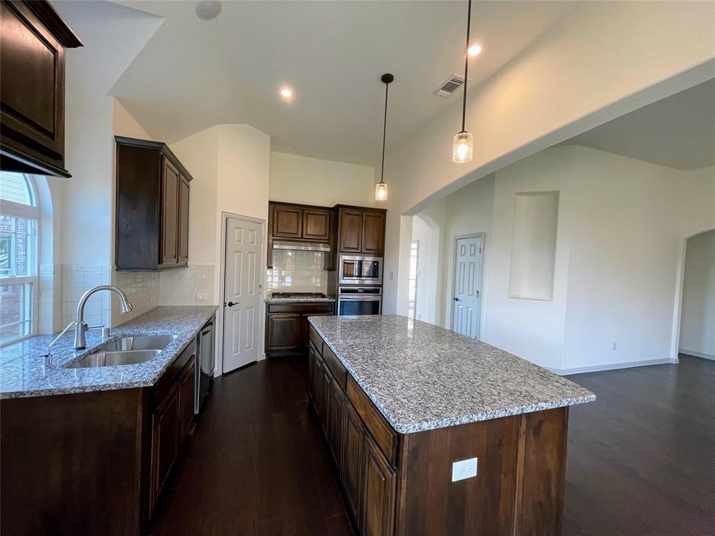 Homestead At Ownsby Farms Ph 2, The - Residential Lease