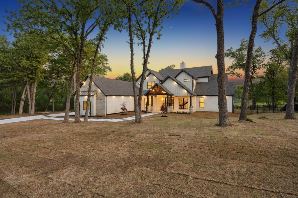123 Sweetwater Trail