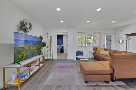 Tiny photo for 429 Melrose Drive, Richardson, TX 75080 (MLS # 21208137)