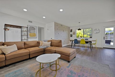 Tiny photo for 429 Melrose Drive, Richardson, TX 75080 (MLS # 21208137)