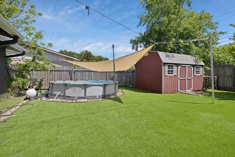 Tiny photo for 429 Melrose Drive, Richardson, TX 75080 (MLS # 21208137)