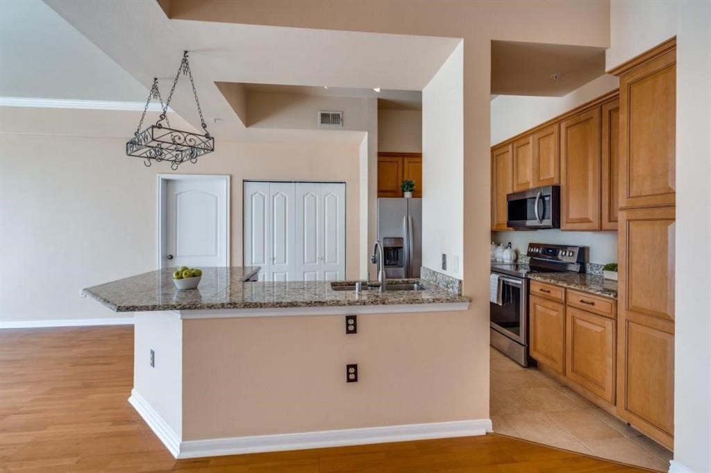 Renaissance at Turtle Crk Condo - Residential Lease